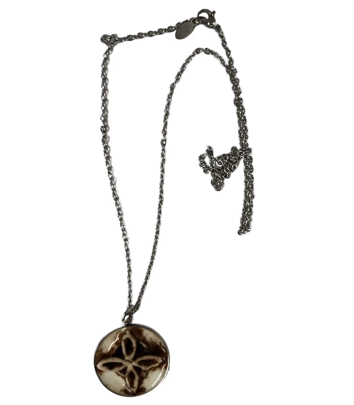 AMULETO COLGANTE NUDO DE BRUJA